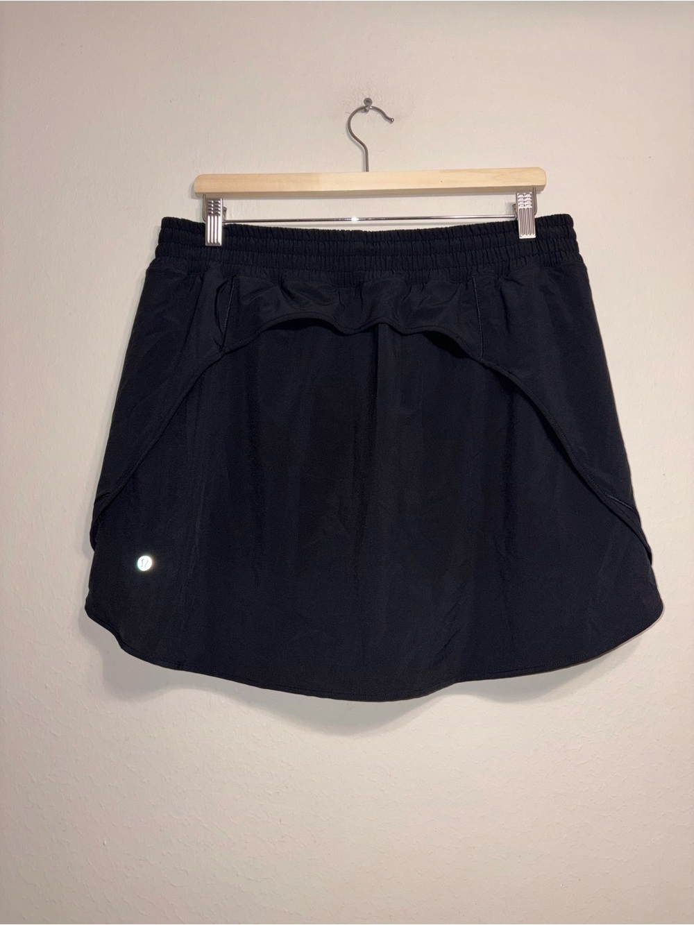 lululemon Hotty Hot High Rise Skir lining short skort Long Black Size 14 - Picture 3 of 9